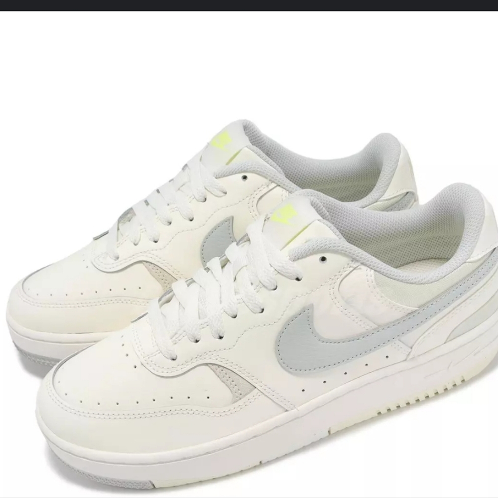 Nike Gamma Force Tennis Shoes